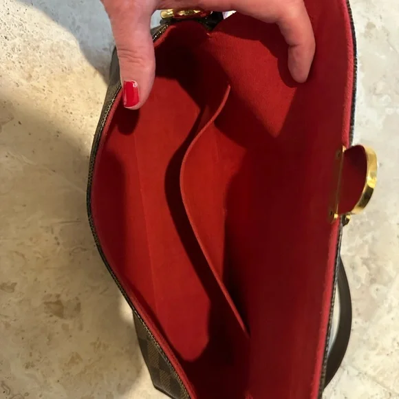 Authentic Louis Vuitton bag, FL0076 - Picture 7 of 7